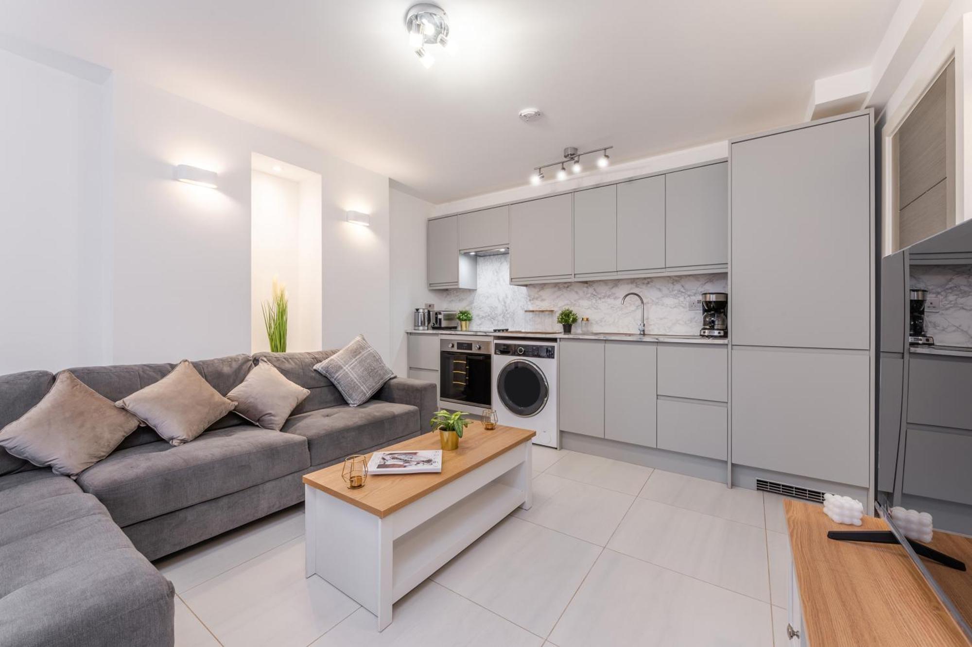 A Golden Haven Retreat In London Apartment Ngoại thất bức ảnh